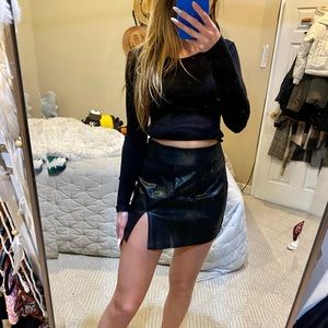 Vici black mini skirt